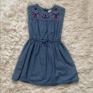 Carter’s toddler girls dress size 5T